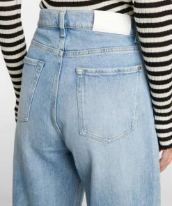 7 For All Mankind Dylan High-rise Straight Jeans -Marysia Sales unnamed file 264