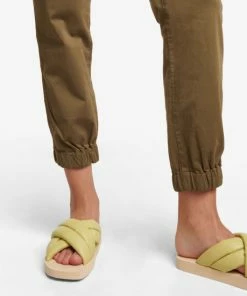 7 For All Mankind Devon Jogger Tapered Pants -Marysia Sales unnamed file 279