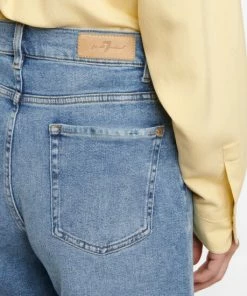 7 For All Mankind Zoey High-rise Wide-leg Jeans 11 7 For All Mankind Zoey High-rise Wide-leg Jeans -Marysia Sales unnamed file 305